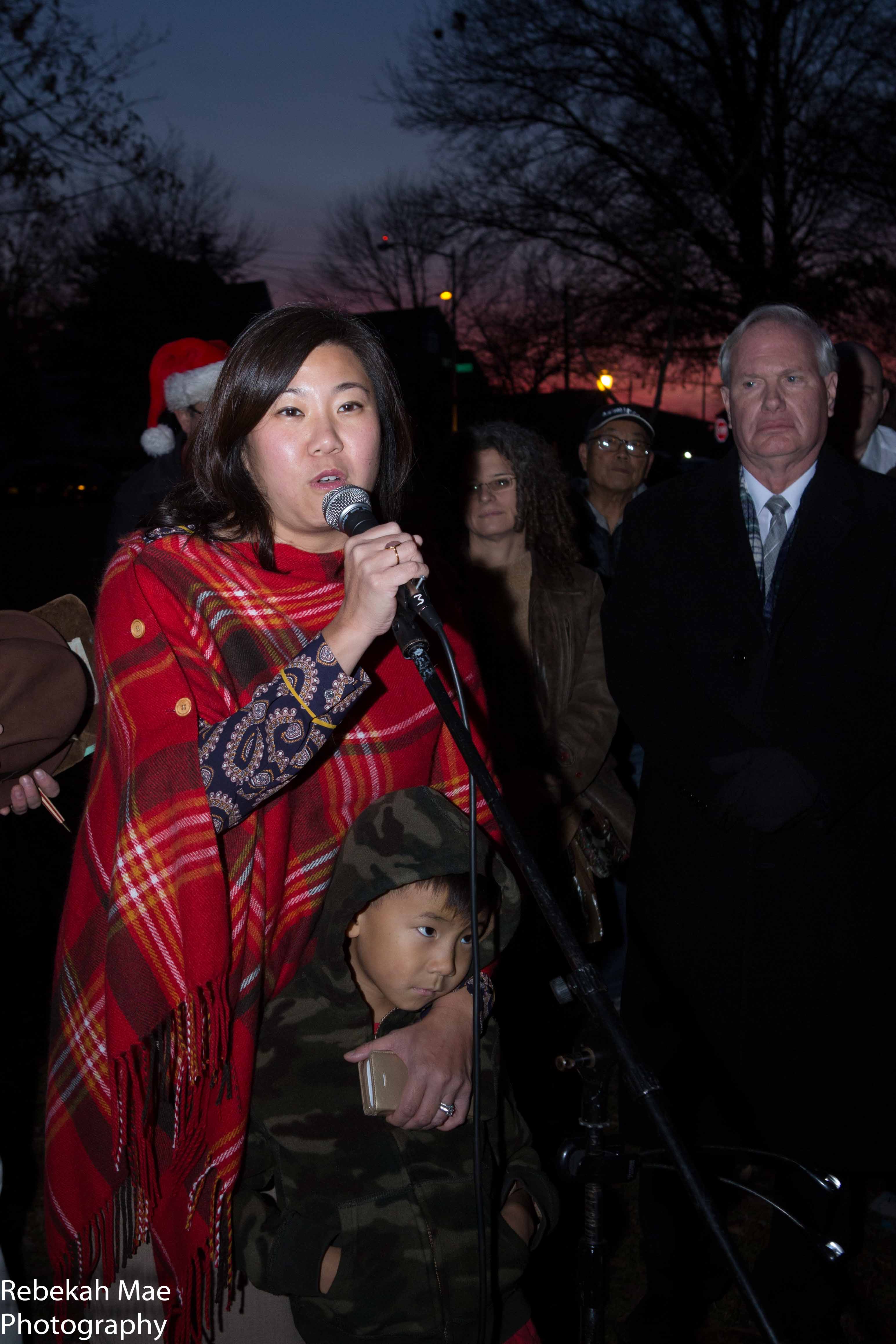7th Annual Holiday Celebration and Tree Lighting 2015 Bowne Park Civic Association-0387