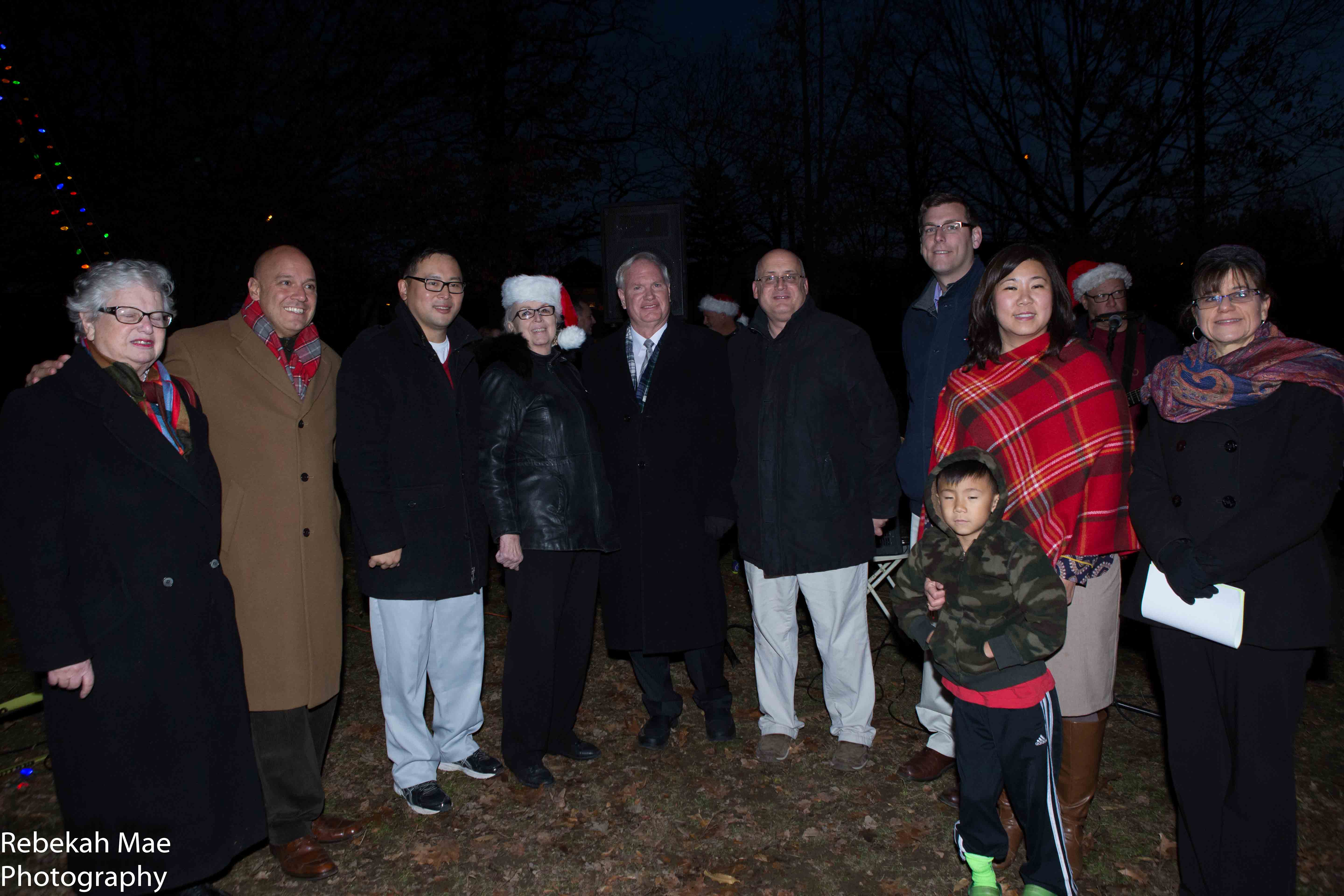 7th Annual Holiday Celebration and Tree Lighting 2015 Bowne Park Civic Association-0410